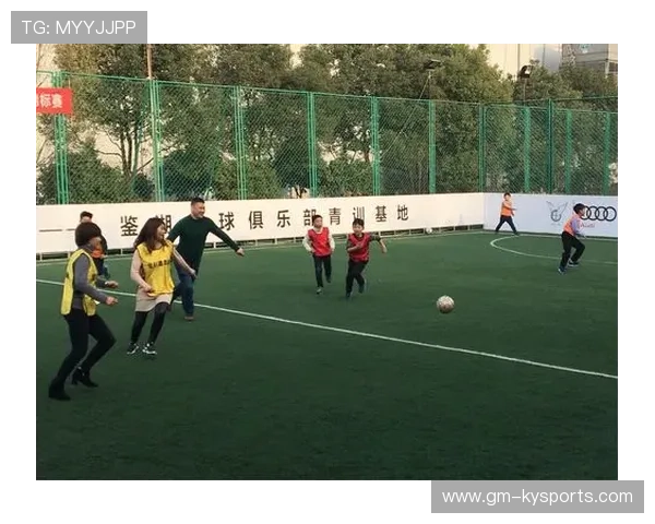 网球俱乐部完善暑期青训师资保障与课程设计，网球俱乐部招生方案